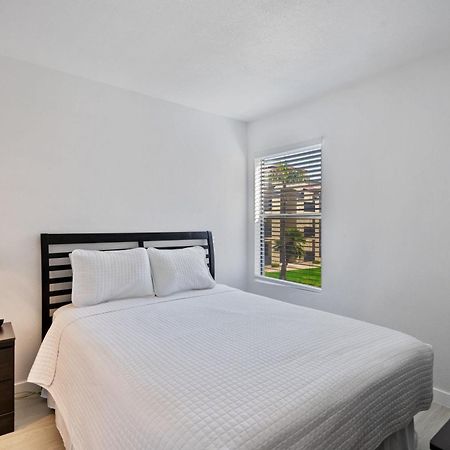 Newly Renovated 2Br Apartment W Pool By Stay Gia Phoenix Exterior photo